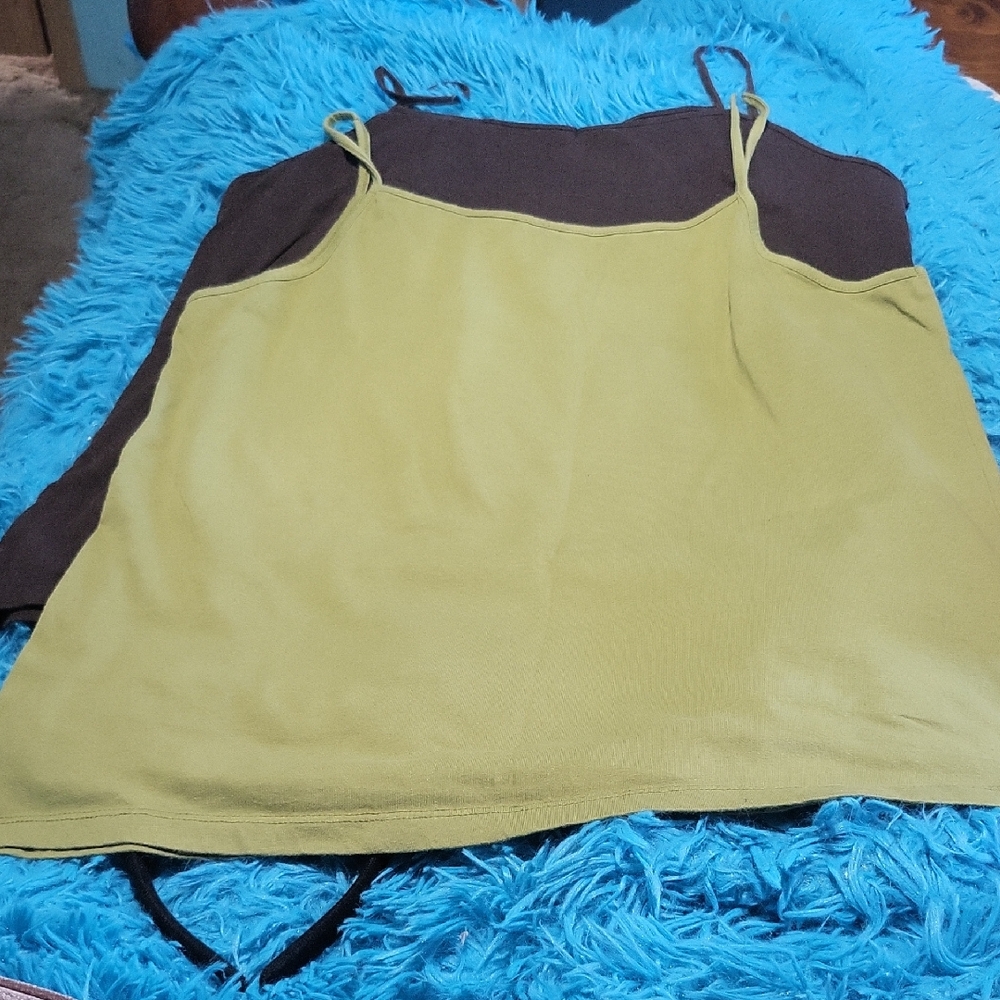 2 Chic Olive and Black Women's Tank Top